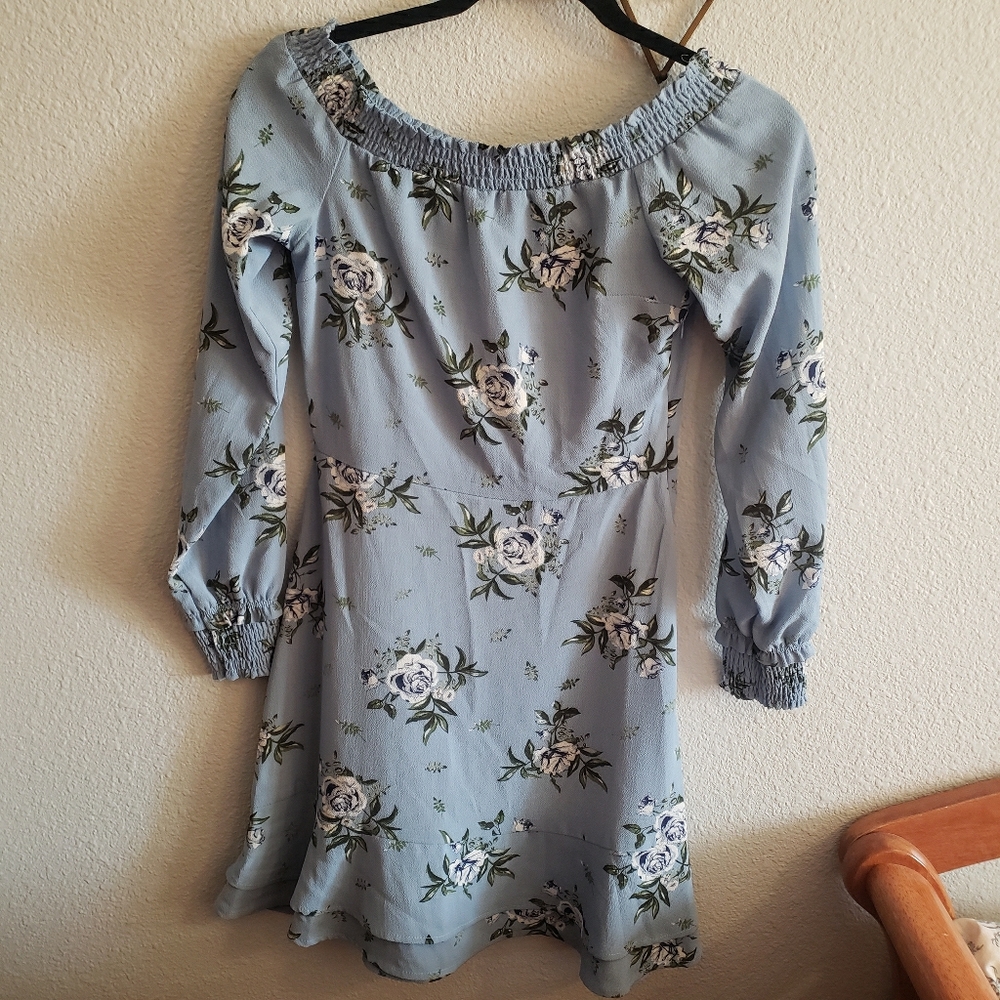 Divided | Long-sleeve Blue Floral Short Dress